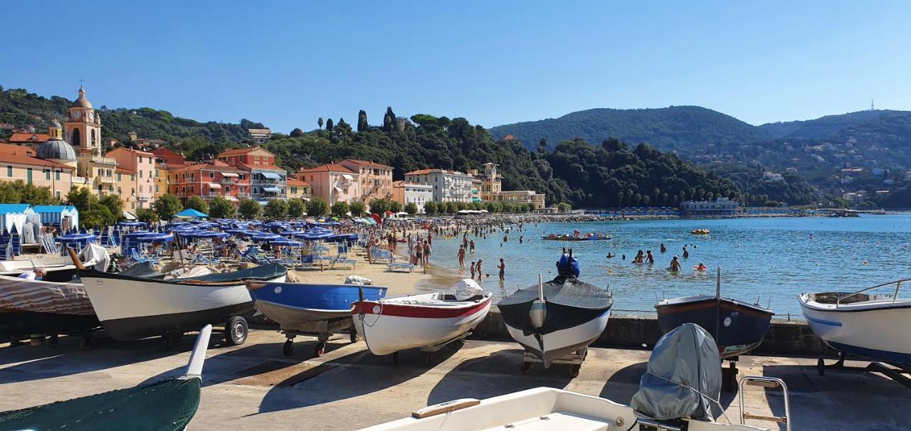 Comodo Al Mare Lerici Luaran gambar